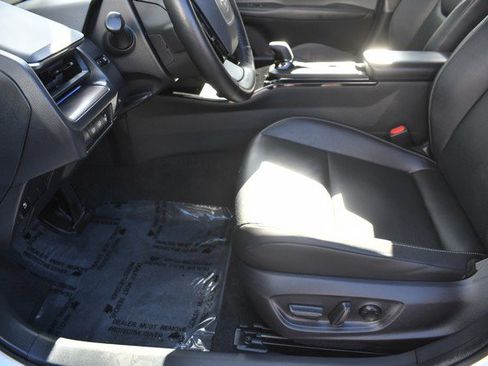 Certified 2024 Toyota Prius XLE image 15