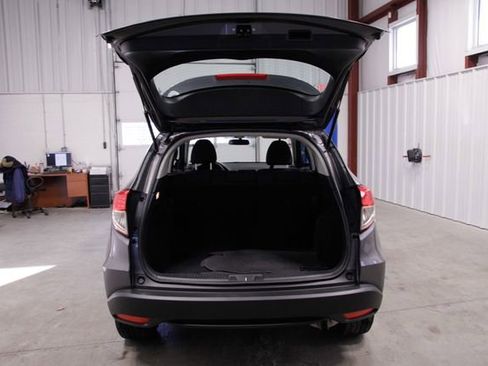 Certified 2022 Honda HR-V LX image 21