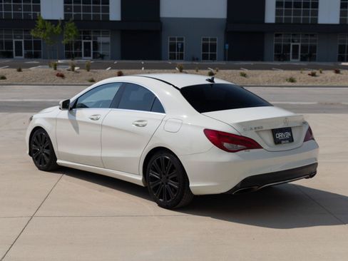 Used 2018 Mercedes-Benz CLA 250 4MATIC image 5