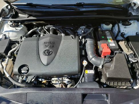 Used 2019 Toyota Camry XSE image 33