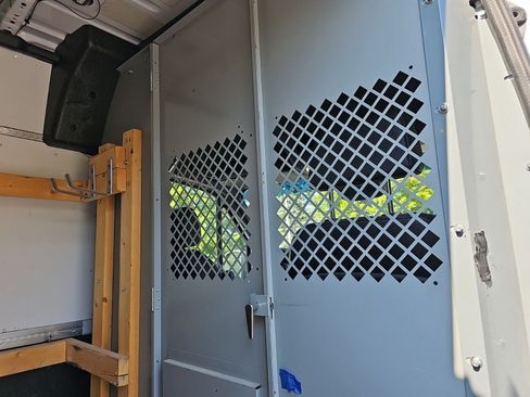 Used 2021 Mercedes-Benz Sprinter 2500 image 15
