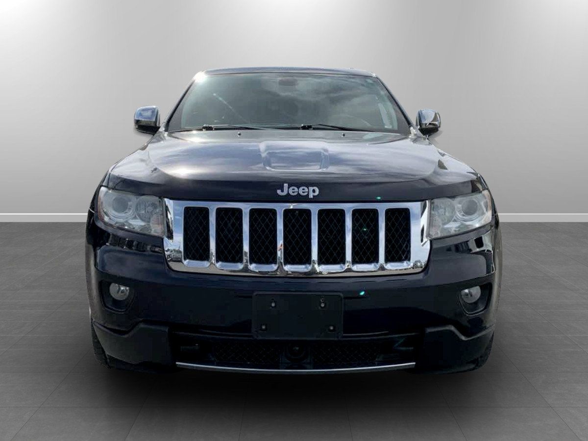 Used 2013 Jeep Grand Cherokee Overland w/ Advance Technology Group AWD/4WD image 2