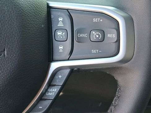 Used 2025 RAM 1500 Big Horn AWD/4WD image 21