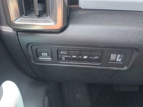 Used 2025 GMC Hummer EV 2X AWD/4WD image 25