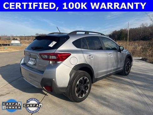 Certified 2022 Subaru Crosstrek 2.0i image 3