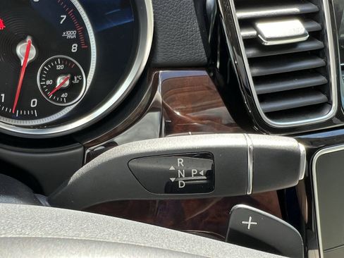 Used 2016 Mercedes-Benz GLE 400 4MATIC image 26