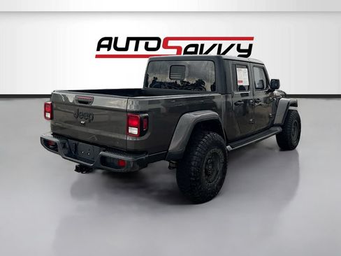 Used 2023 Jeep Gladiator Sport AWD/4WD image 7