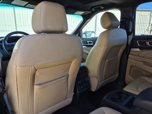 Used 2016 Ford Explorer Limited w/ Equipment Group 301A image 13