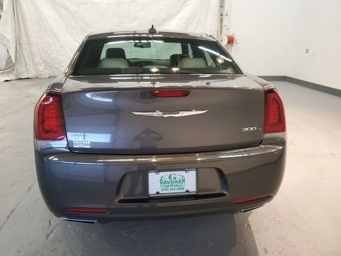Used 2017 Chrysler 300 S w/ 300S Premium Group AWD/4WD image 5