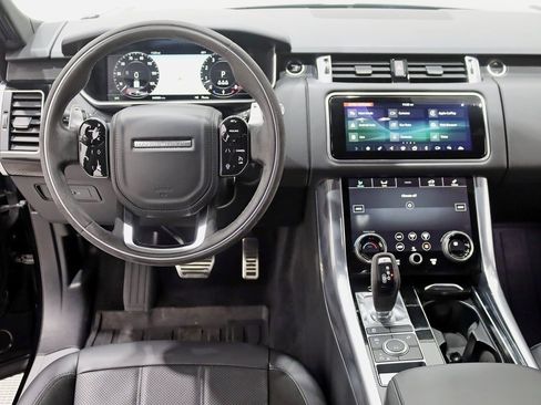 Used 2022 Land Rover Range Rover Sport HST image 13