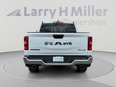 Used 2026 RAM 1500 Big Horn AWD/4WD image 4