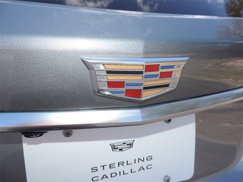 Certified 2025 Cadillac XT5 Premium Luxury image 11