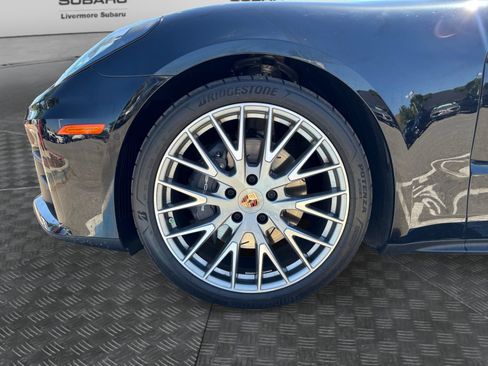 Used 2026 Porsche Panamera 4 AWD/4WD image 9