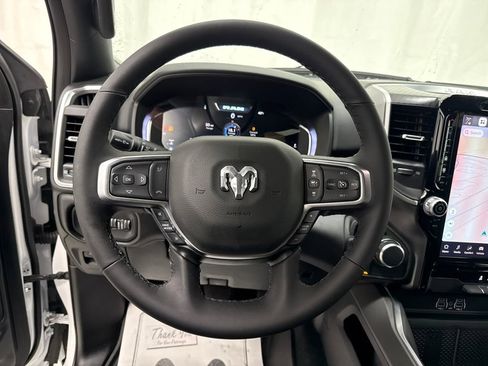 Used 2026 RAM 1500 Big Horn AWD/4WD image 19