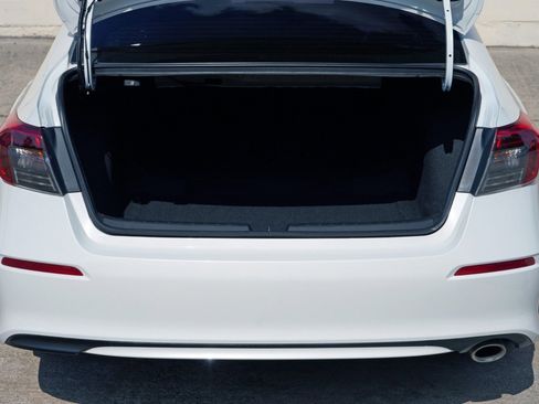 Used 2022 Honda Civic Sport image 9