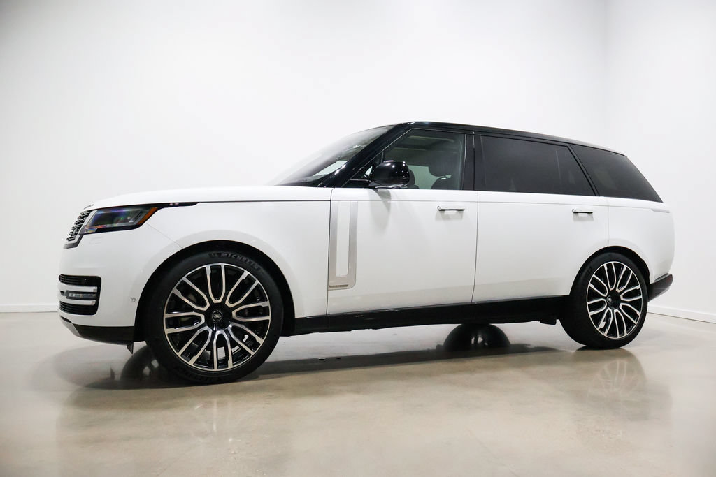 Used 2023 Land Rover Range Rover Long Wheelbase Autobiography AWD/4WD image 2