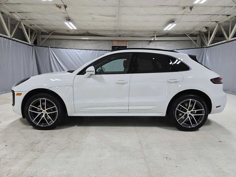 Used 2024 Porsche Macan image 6
