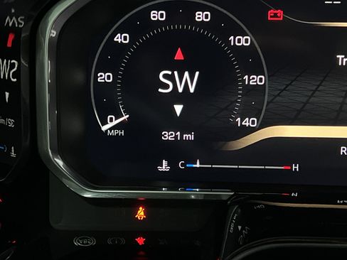 New 2026 GMC Sierra 1500 SLT image 10