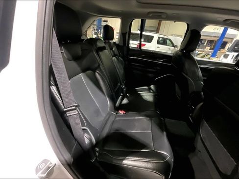 Used 2023 Jeep Grand Cherokee 4WD 4xe w/ Luxury Tech Group II image 24