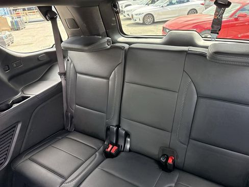Used 2025 GMC Yukon Denali image 33