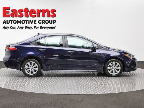 Used 2024 Toyota Corolla LE FWD image 4