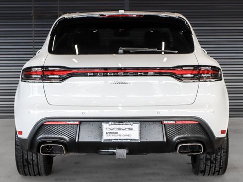 Used 2023 Porsche Macan image 9