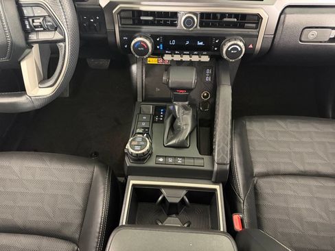 Used 2025 Toyota 4Runner TRD Off-Road Premium w/ Tow Technology Package AWD/4WD image 19