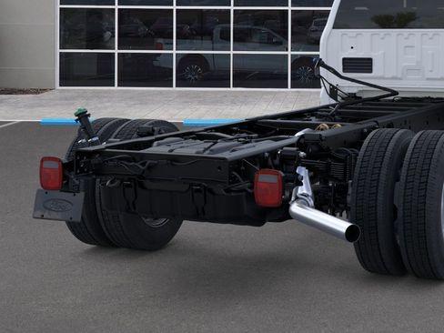 New 2026 Ford F550 2WD Regular Cab Super Duty image 21