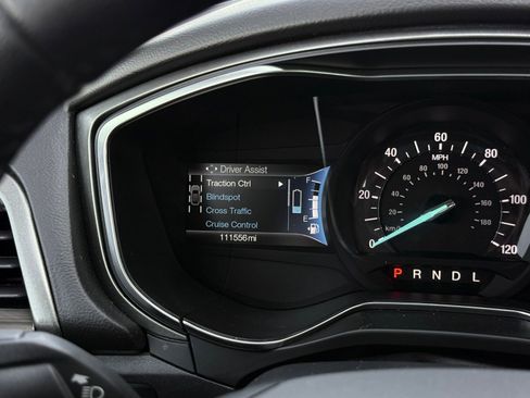 Used 2018 Ford Fusion SE w/ Equipment Group 602A FWD image 29