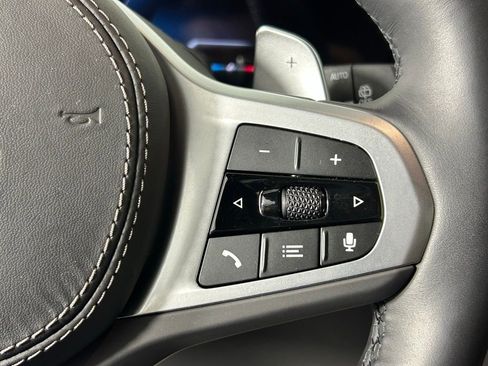 Used 2026 BMW X5 xDrive40i w/ M Sport Package image 33