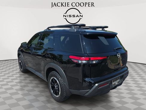 Used 2024 Nissan Pathfinder Rock Creek AWD/4WD image 7