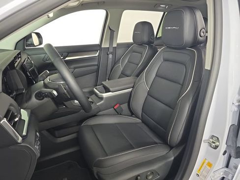 Used 2026 GMC Terrain Denali AWD/4WD image 21