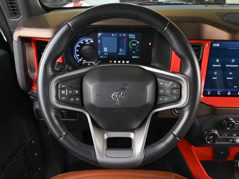 Used 2023 Ford Bronco Outer Banks AWD/4WD image 31
