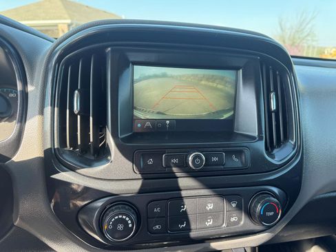 Used 2018 Chevrolet Colorado W/T w/ WT Convenience Package image 15