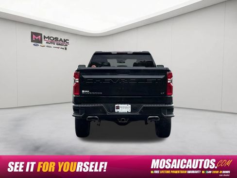 Used 2021 Chevrolet Silverado 1500 LT Trail Boss w/ Bed Protection Package AWD/4WD image 6