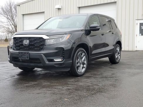 Used 2023 Honda Passport EX-L image 3