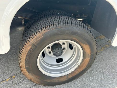 Used 2023 Ford F350 XL w/ Snow Plow Prep Package image 25