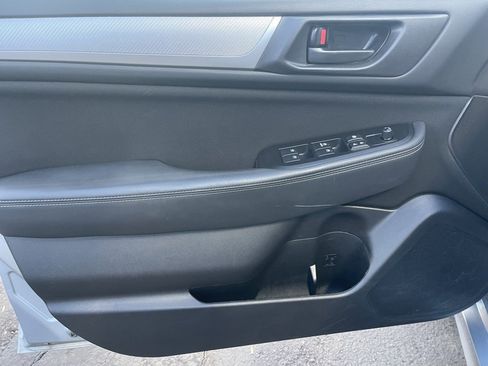 Used 2017 Subaru Legacy 2.5i w/ Alloy Wheel Package image 15