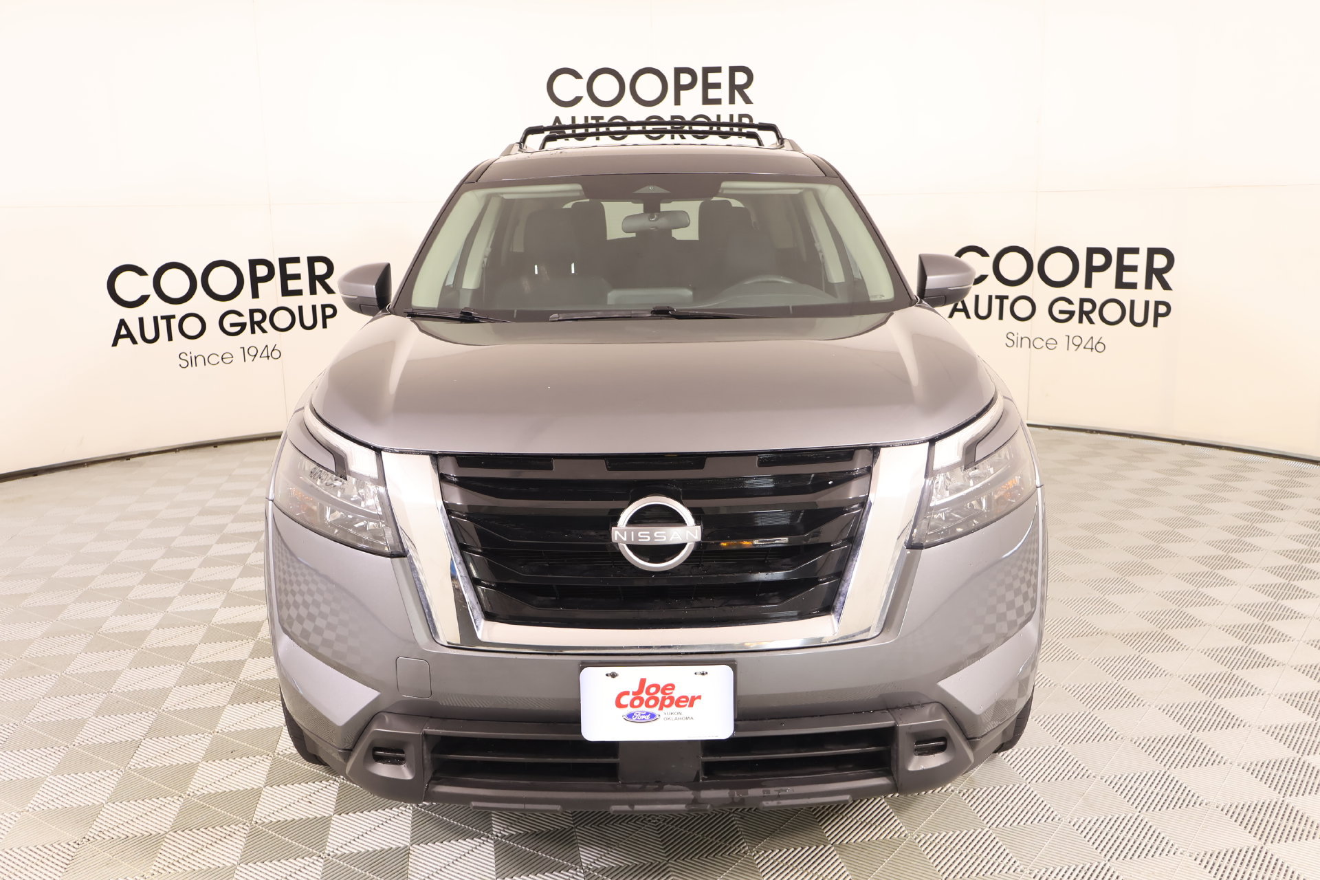Used 2025 Nissan Pathfinder SV FWD image 9