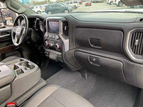 Used 2022 GMC Sierra 2500 SLE w/ SLE Convenience Package image 19