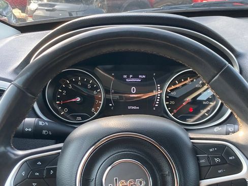 Used 2021 Jeep Compass Latitude AWD/4WD image 9