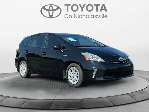 Used 2013 Toyota Prius V Two FWD image 7