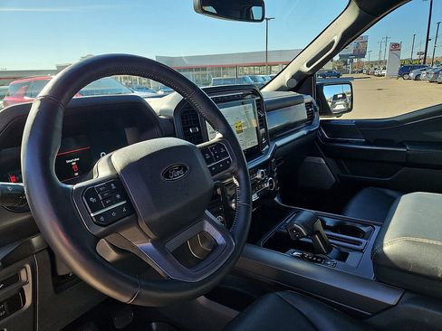 Used 2024 Ford F150 Lariat w/ FX4 Off-Road Package image 12