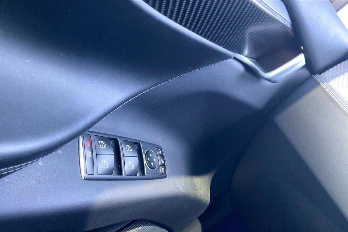 Used 2019 Tesla Model X Performance AWD/4WD image 7