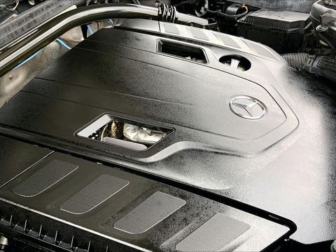 Used 2019 Mercedes-Benz G 550 image 31