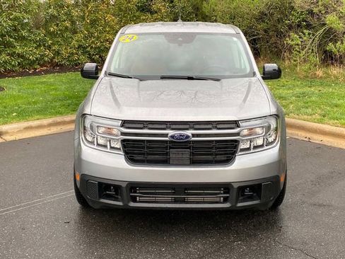 Used 2024 Ford Maverick Lariat w/ FX4 Off-Road Package AWD/4WD image 2