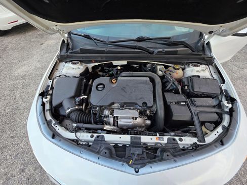 Used 2019 Chevrolet Malibu LT image 24