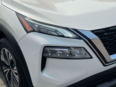Used 2023 Nissan Rogue SV AWD/4WD image 7