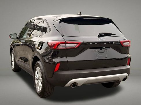Used 2025 Ford Escape Active AWD/4WD image 3