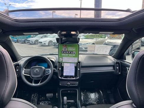 Used 2021 Volvo XC40 P8 Recharge w/ Advanced Package image 42
